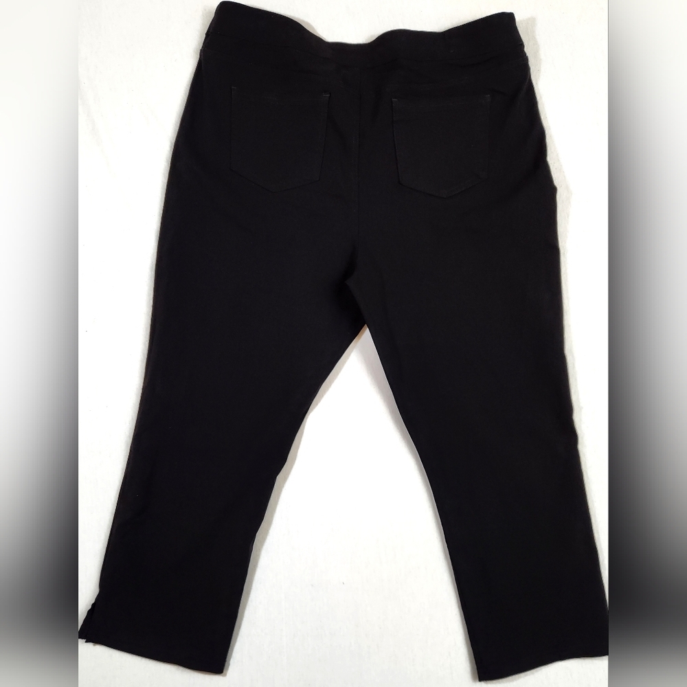 WOMEN'S MARIO SERRANI ITALY PULL ON COMFORT STRETCH FABRIC CAPRI! BLACK SIZE XL - Picture 2 of 6